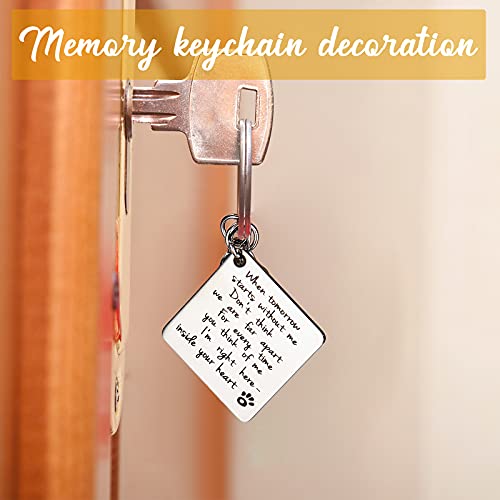 Batiyeer Regalos Conmemorativos de Perros Llavero de Recuerdo de Perro Llavero de Perro Conmemorativo de Pérdida de Huella de Pata de Mascota con Tarjeta de Papel sobre Regalo de Condolencia de Joya